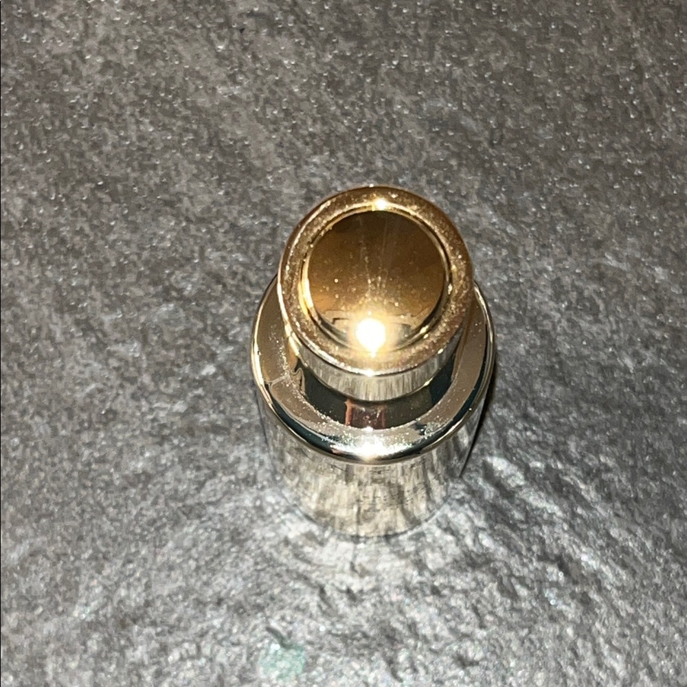 Chantecaille 24K Gold Serum - Picture 3 of 12